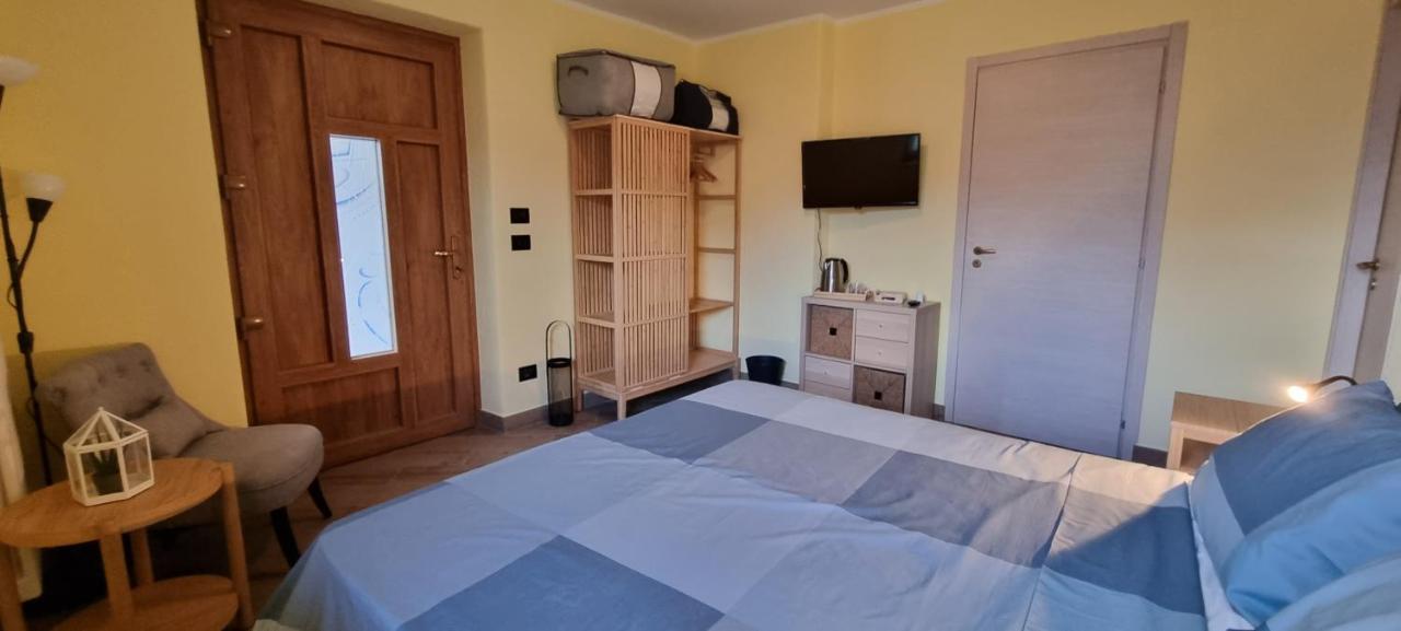 세인트 니콜라스 Lo Noyer Et Les Roses B&B 외부 사진